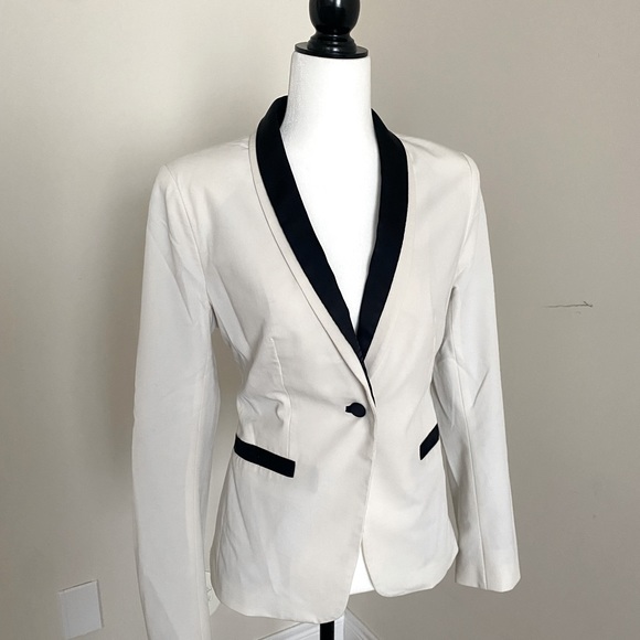 Greylin Tuxedo Blazer - White and Black - M - Picture 1 of 9